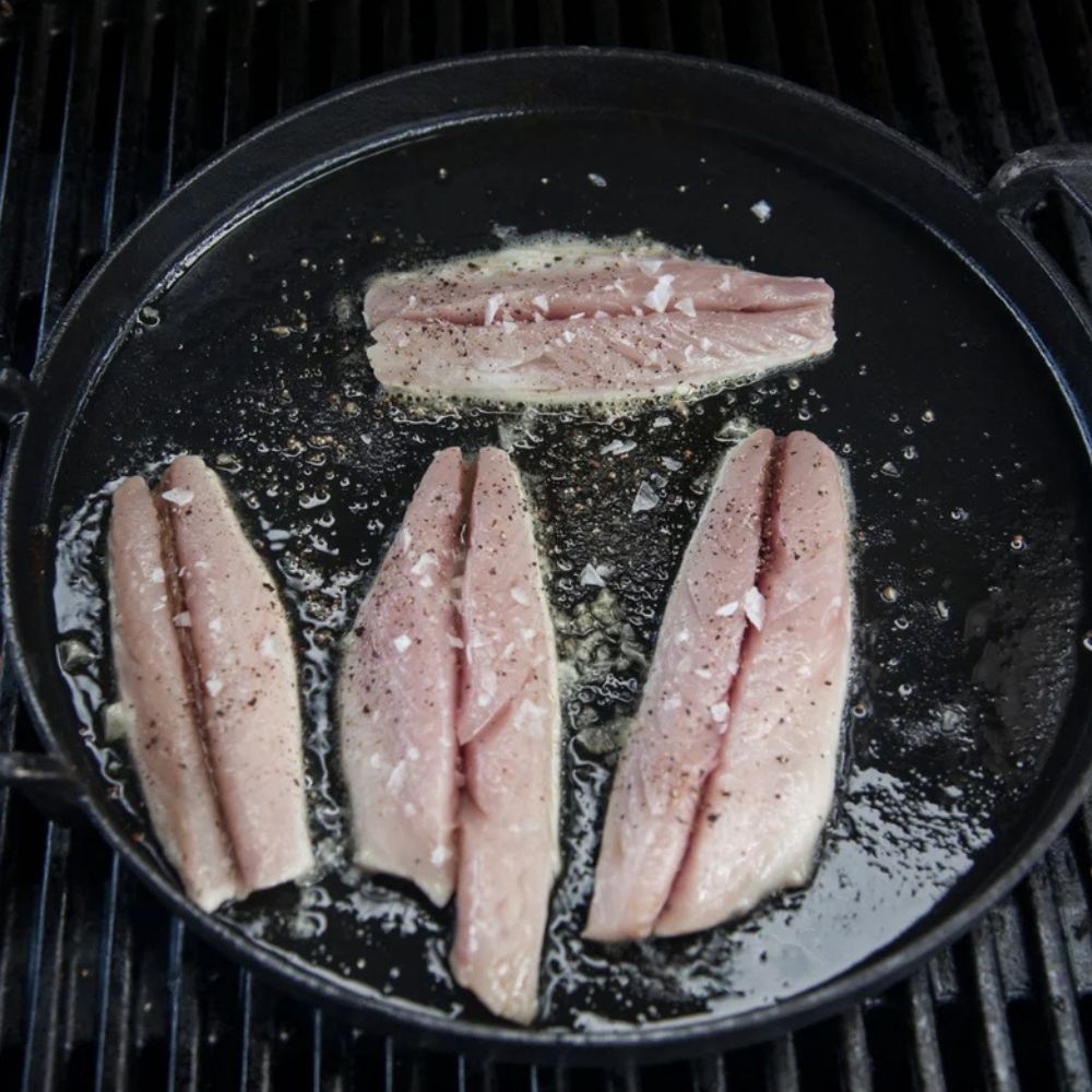Makrel med stuvede kartofler og dild - Kystfisken