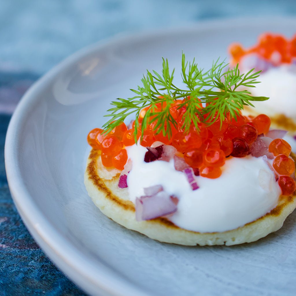 Ørredrogn på blinis - Kystfisken