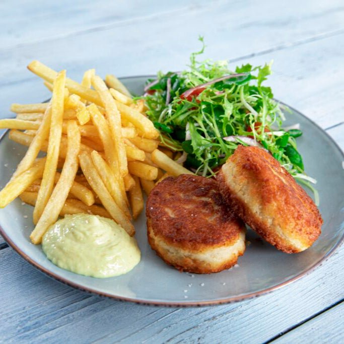 Ugens tilbud: 6 Pandestegte Fiskefrikadeller + 2 x Kystfiskens Remoulade (Grov) - Kystfisken