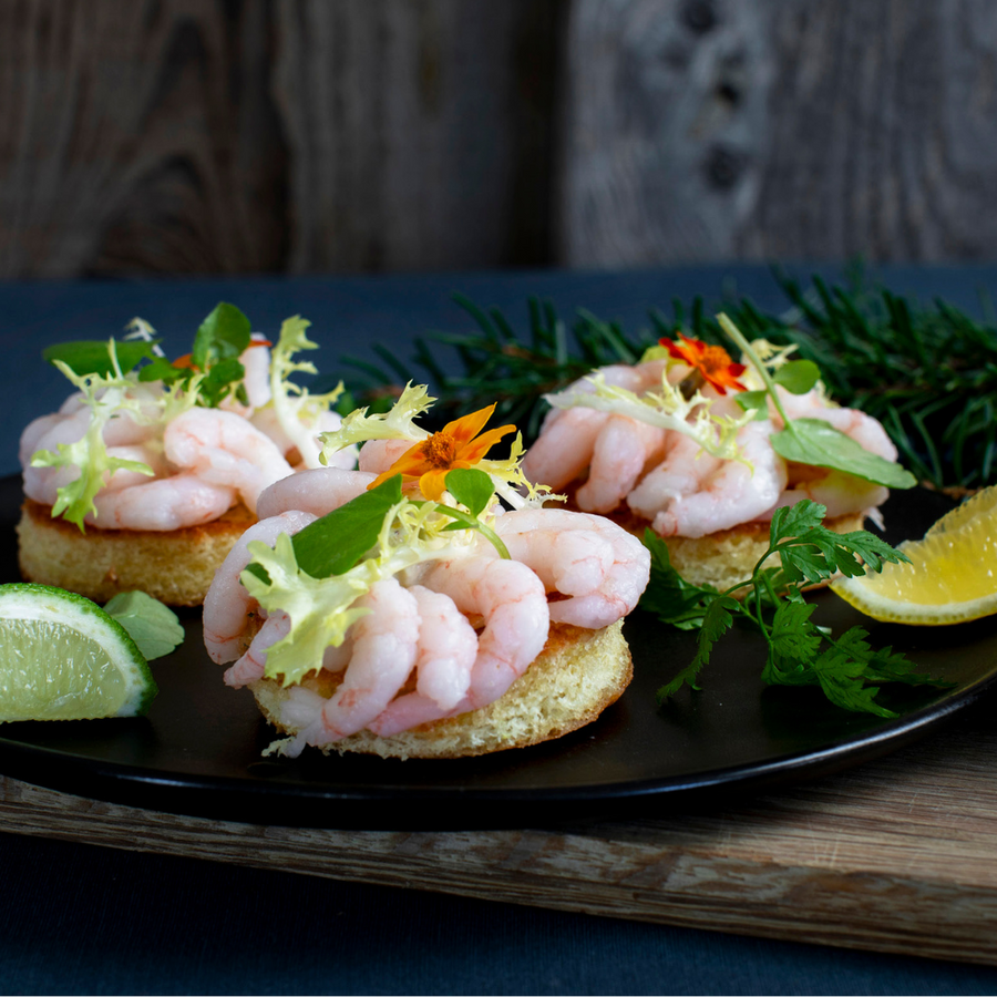Rejerosetter på smørristet brioche med citronmayo