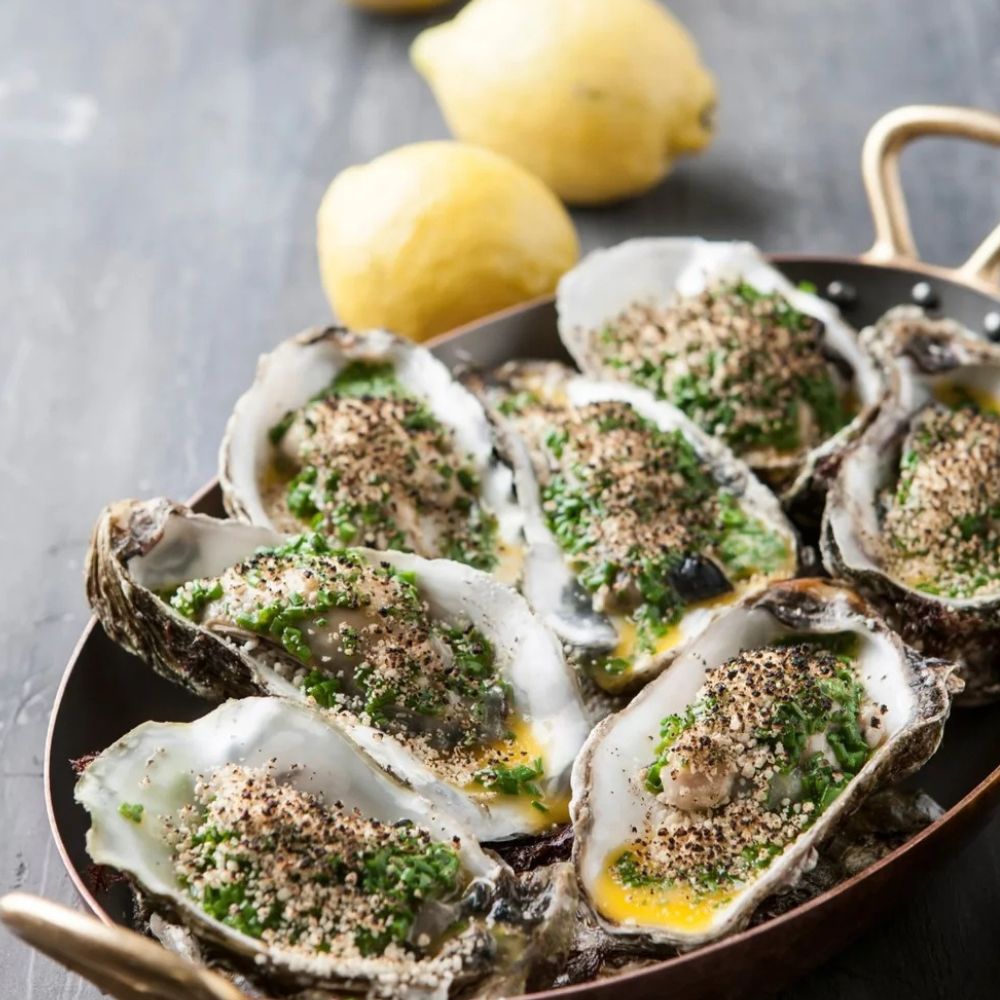 Gratinerede østers med hollandaisesauce - Kystfisken